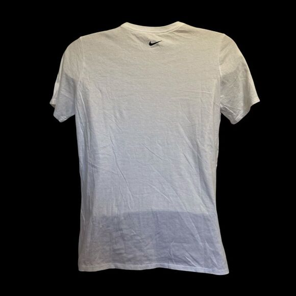 The Nike Tee 40th Annual PRE Prefontaine Memorial Run 2019 Athletic Cut White L - Picture 3 of 11